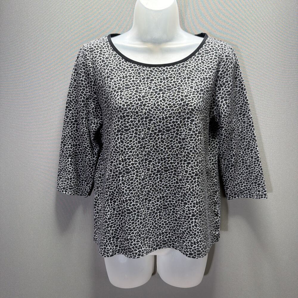 Talbots Womens Sweater Large Petite Black White Giraffe Print 3/4 Sleeves Soft